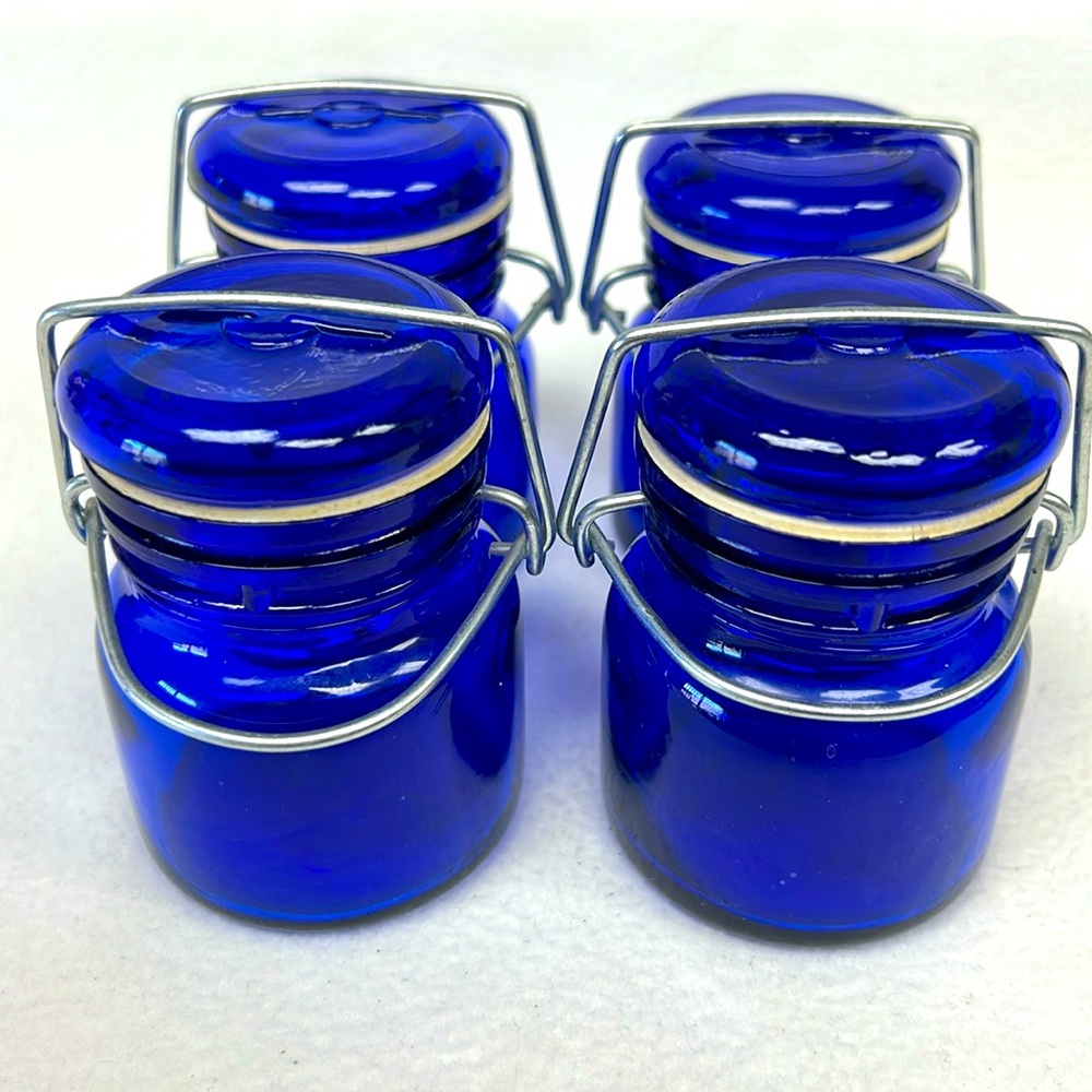 Retro set of 4 cobalt blue glass spice/storage 3.5” lidded containers